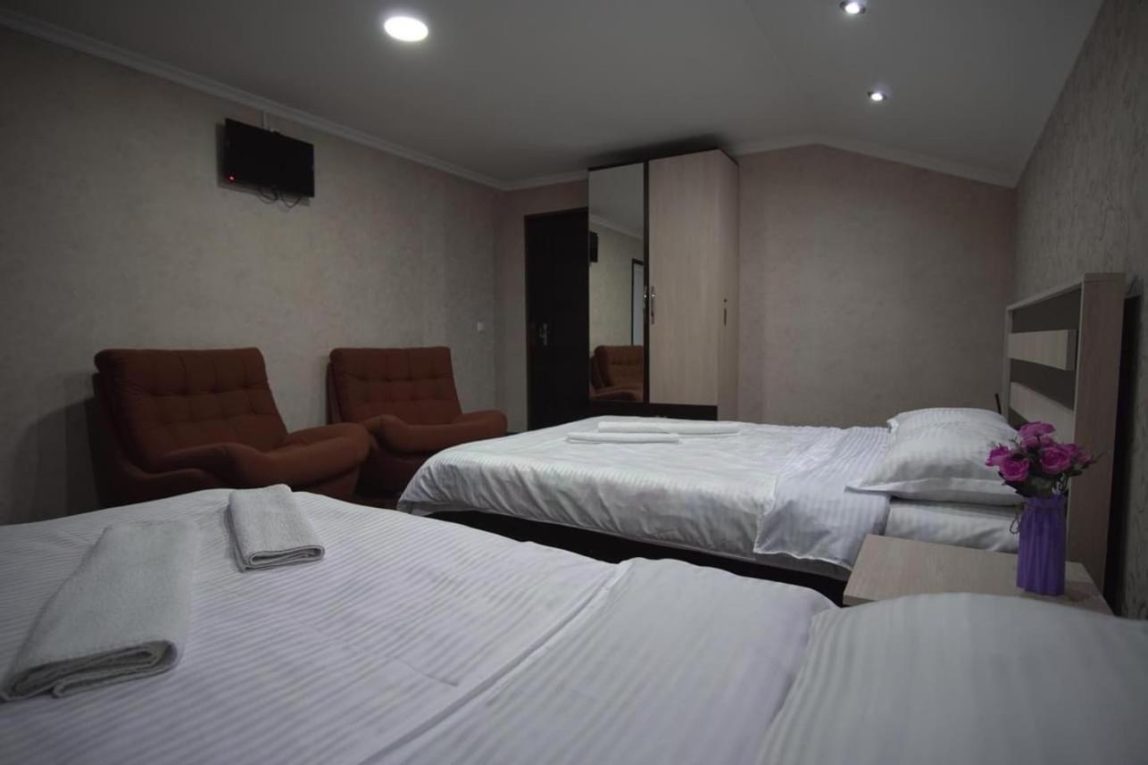 Lile Hotel Telavi Exterior foto